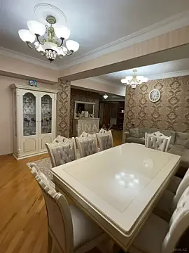 Satılır 4 otaqlı mənzil 123 m²