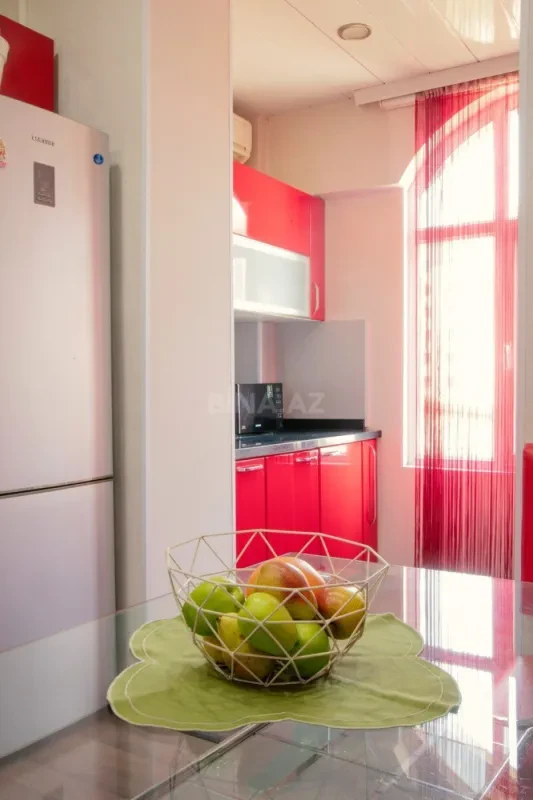 Kirayə verilir 3 otaqlı mənzil 110 m²