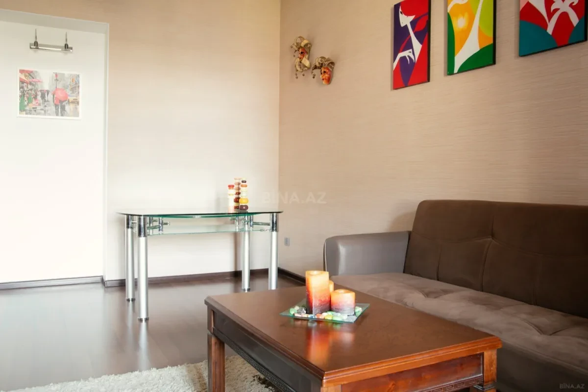 Kirayə verilir 3 otaqlı mənzil 110 m²