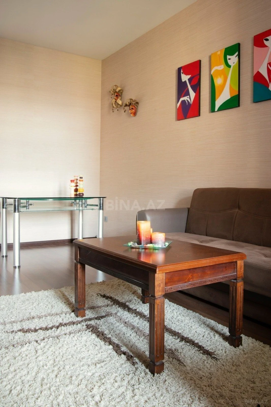 Kirayə verilir 3 otaqlı mənzil 110 m²