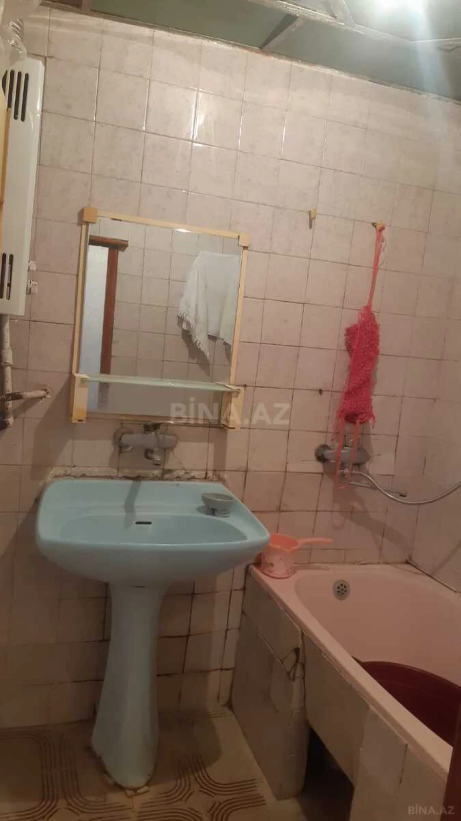 Satılır 2 otaqlı mənzil 65 m²