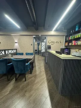 Kirayə verilir obyekt 90 m²