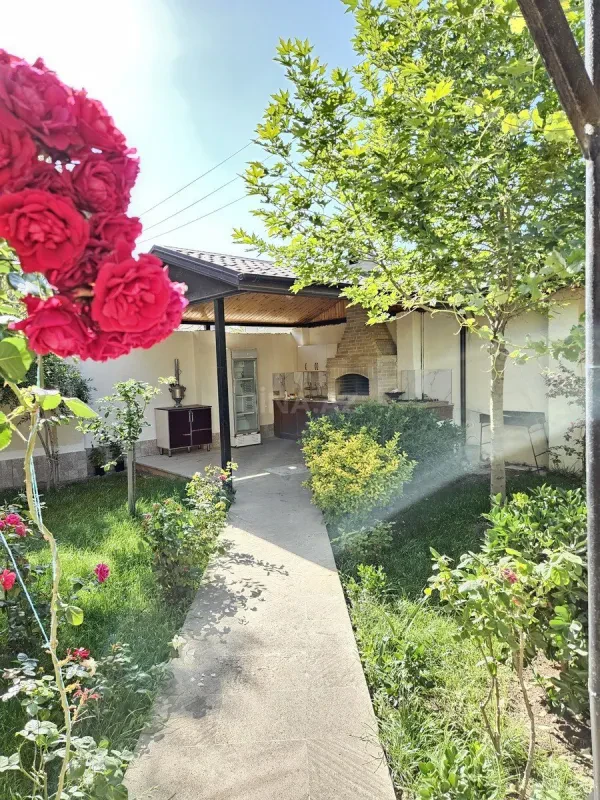 Kirayə verilir 4 otaqlı həyət evi 220 m²