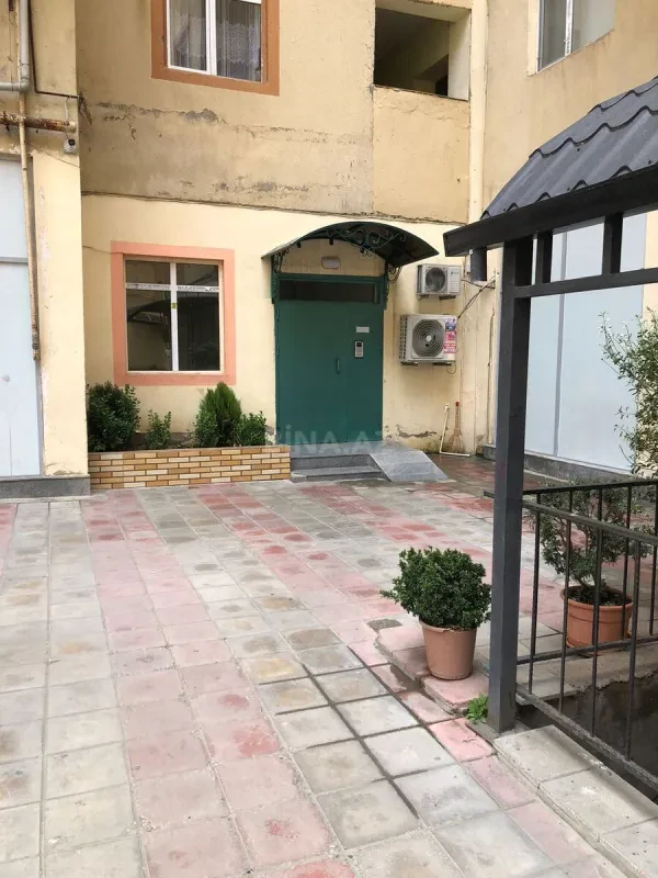 Satılır 3 otaqlı mənzil 100 m²