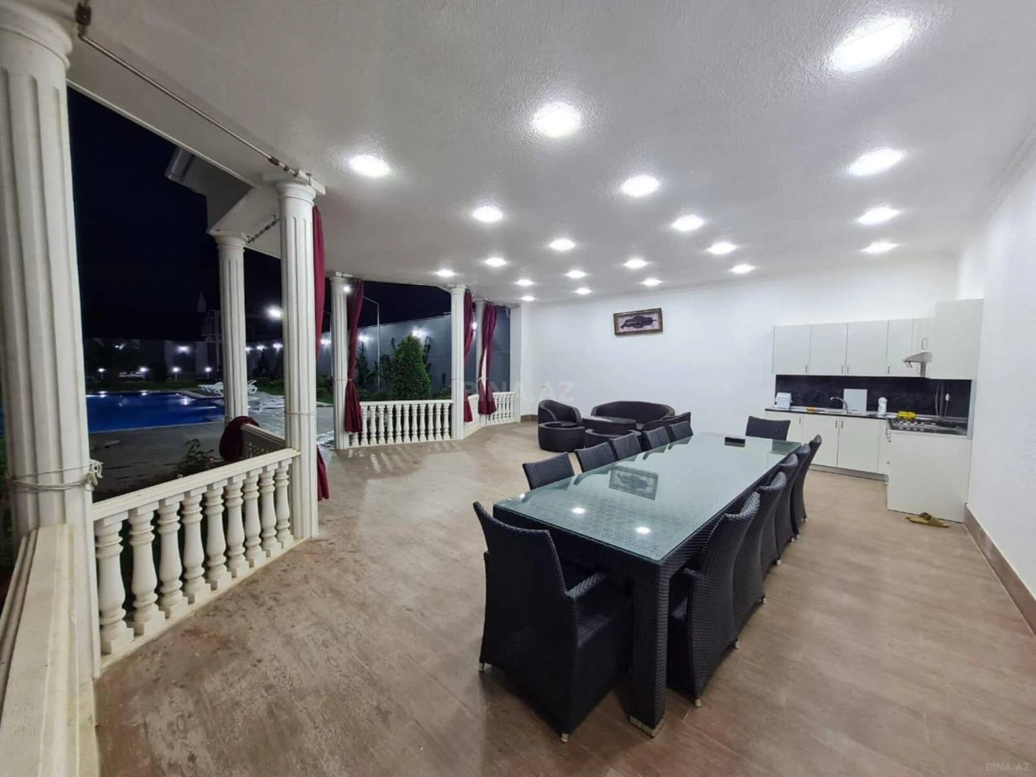 Kirayə verilir 6 otaqlı həyət evi 500 m²