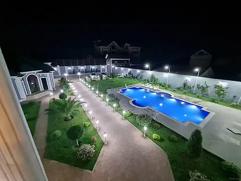 Kirayə verilir 6 otaqlı həyət evi 500 m²