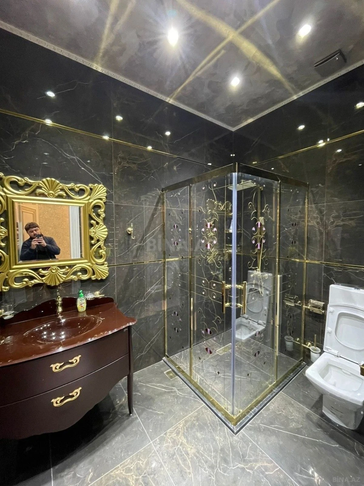 Kirayə verilir 6 otaqlı həyət evi 500 m²