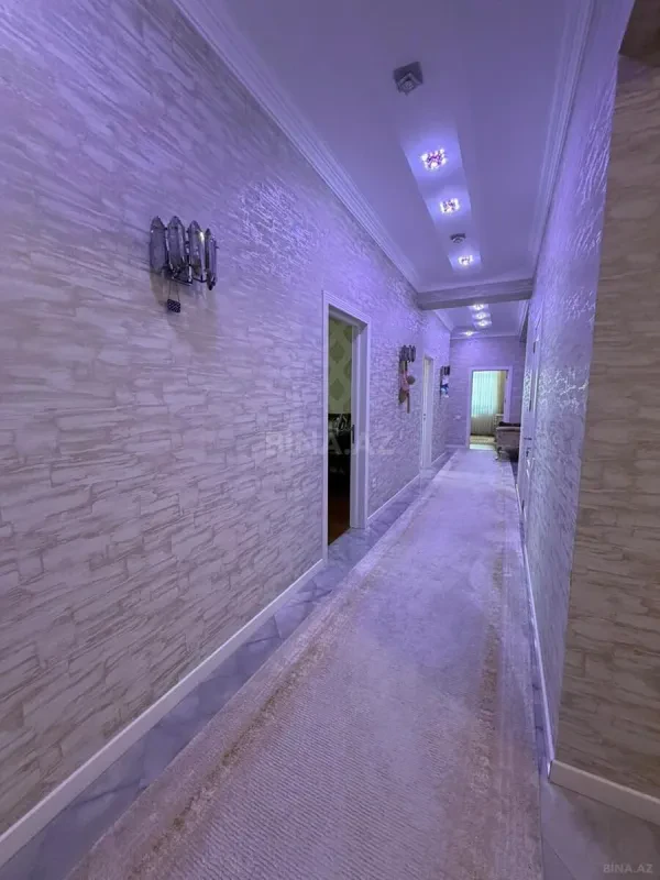 Satılır 3 otaqlı mənzil 118 m²