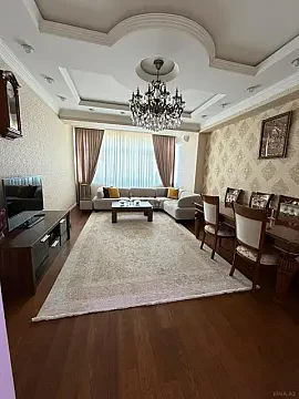 Satılır 3 otaqlı mənzil 118 m²
