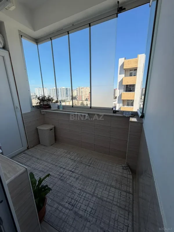 Satılır 3 otaqlı mənzil 118 m²
