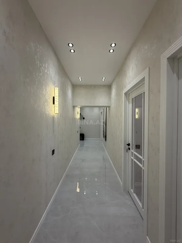 Satılır 3 otaqlı mənzil 117 m²