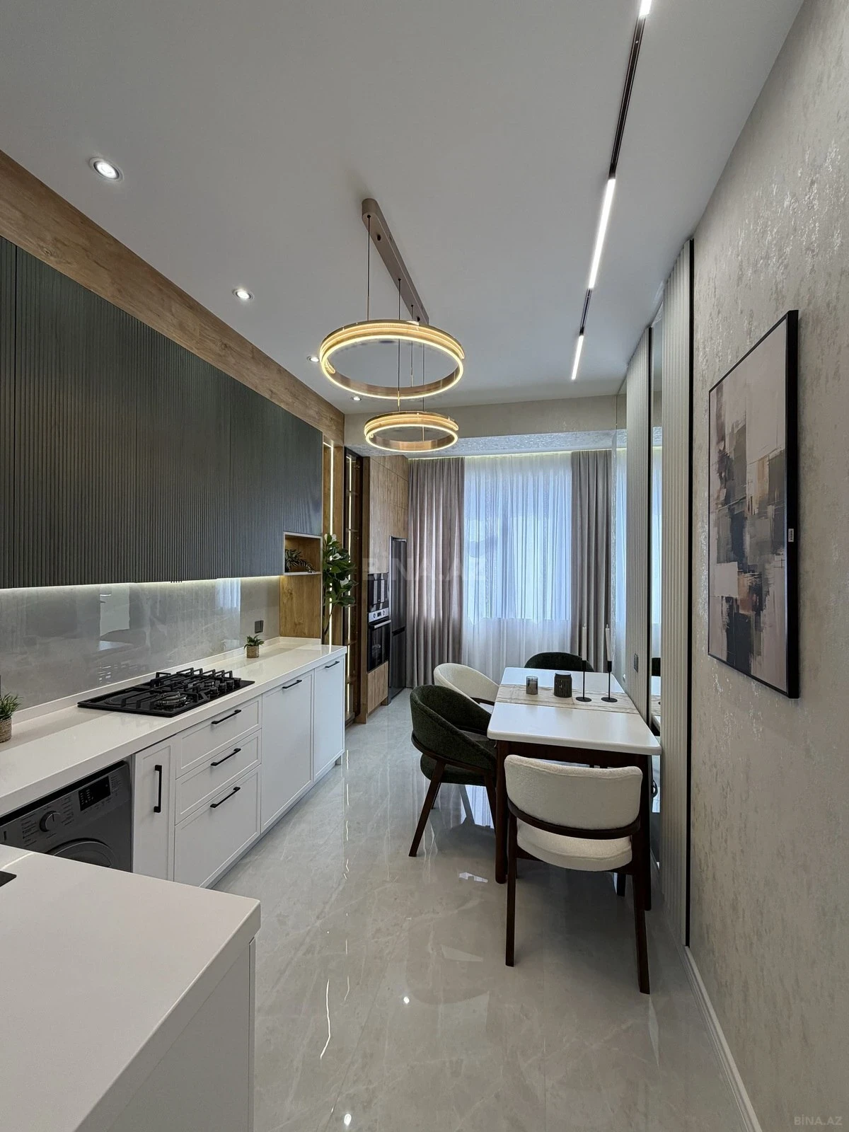 Satılır 3 otaqlı mənzil 117 m²