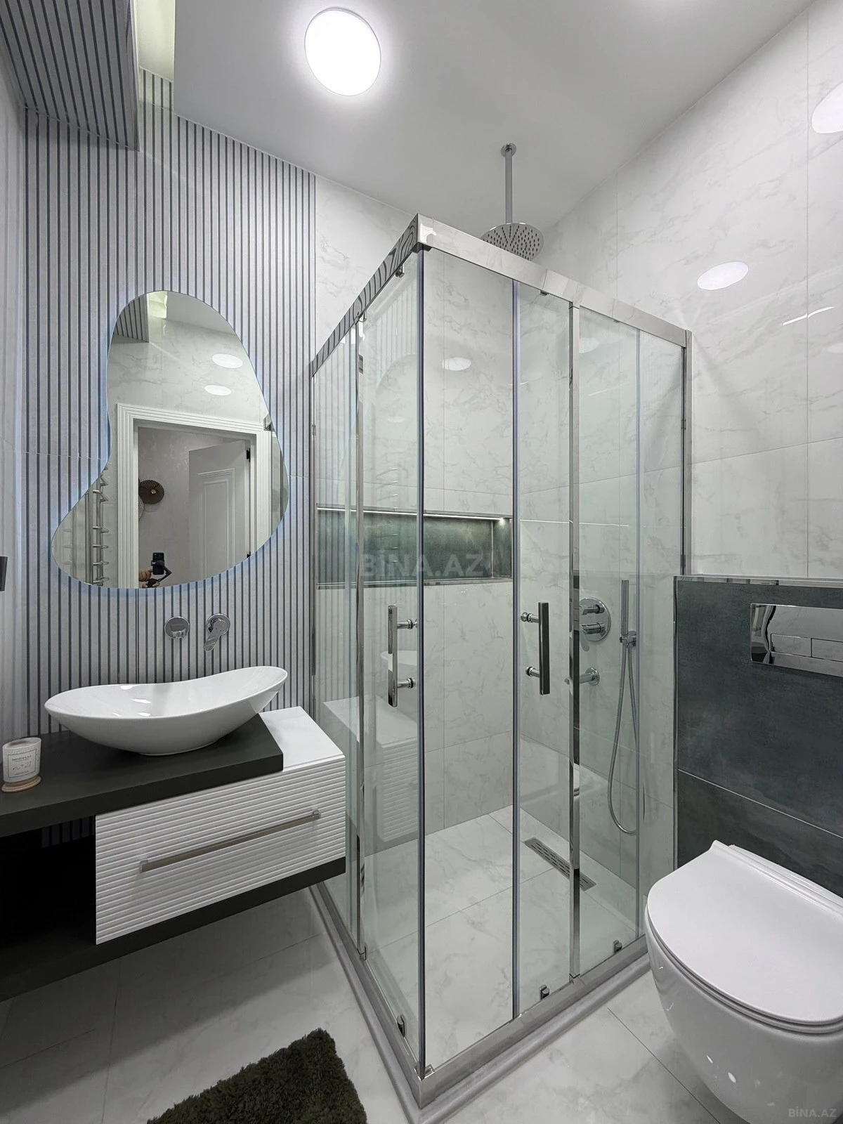Satılır 3 otaqlı mənzil 117 m²