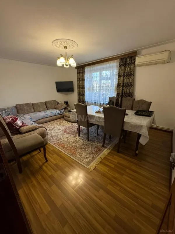 Satılır 3 otaqlı mənzil 90 m²