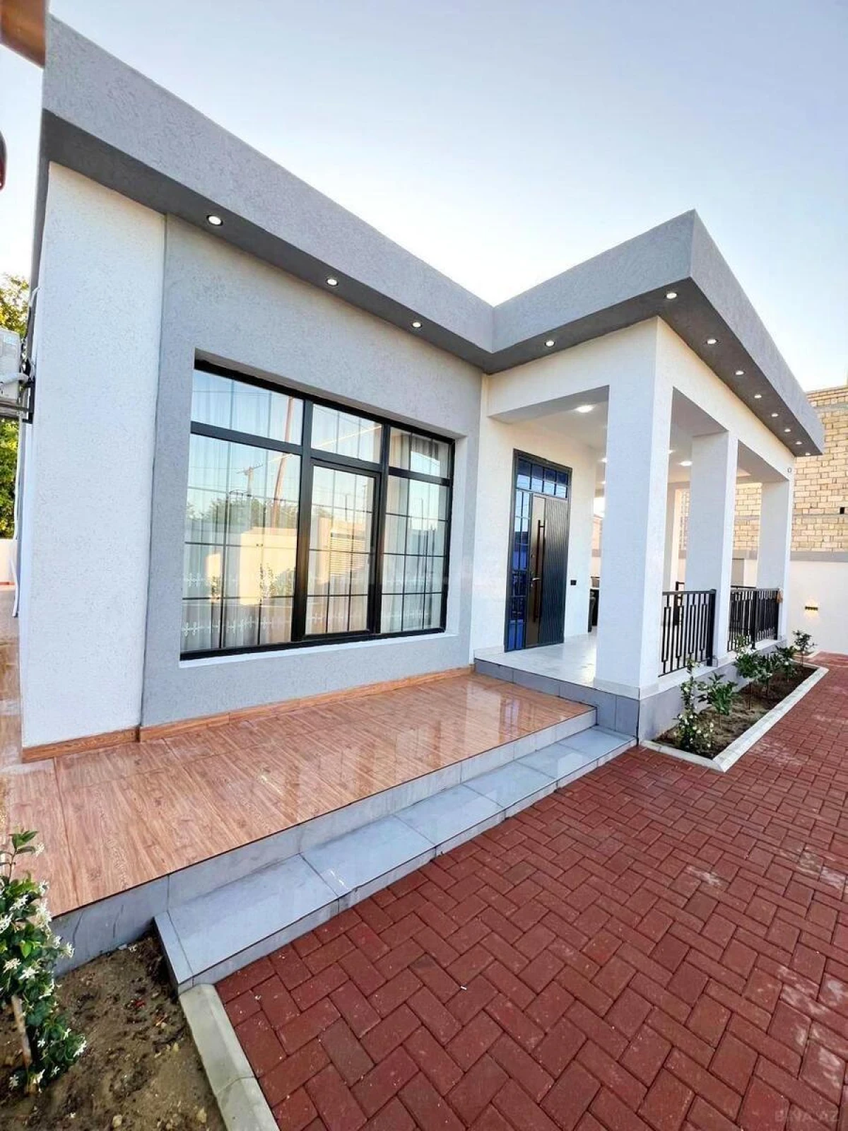 Satılır 4 otaqlı həyət evi 205 m²