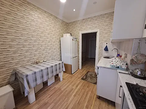Satılır 2 otaqlı mənzil 70 m²