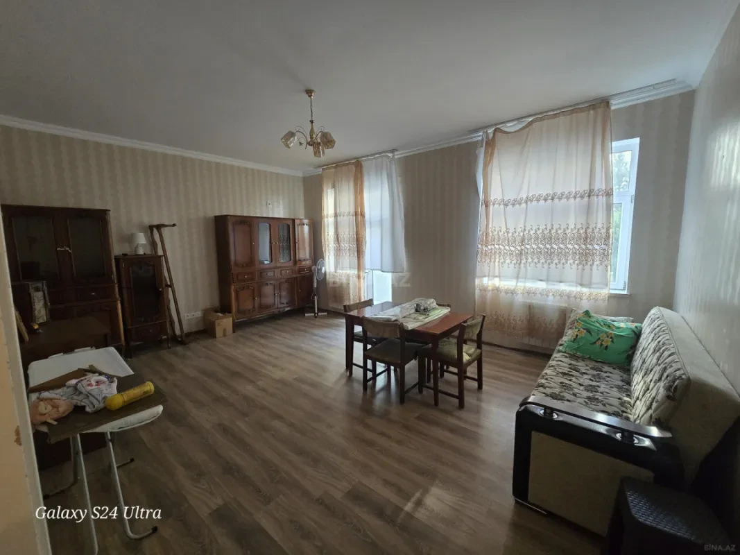 Satılır 2 otaqlı mənzil 71 m²