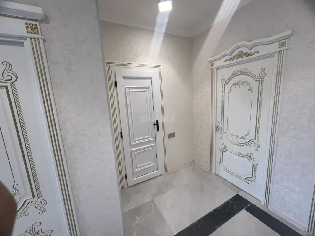 Satılır 6 otaqlı həyət evi 160 m²
