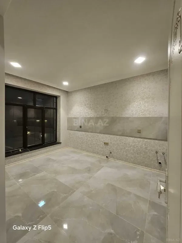 Satılır 6 otaqlı həyət evi 160 m²
