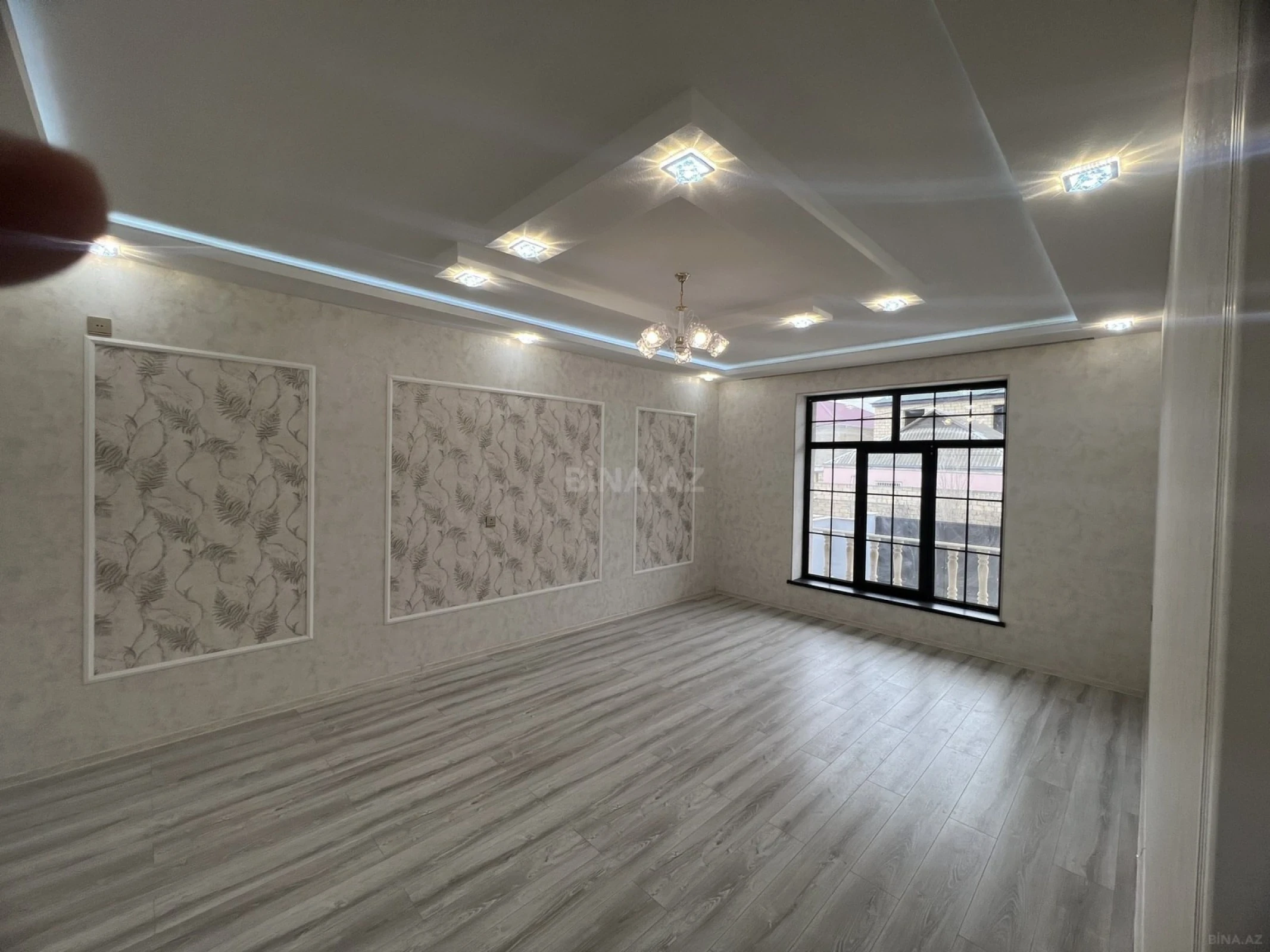 Satılır 6 otaqlı həyət evi 160 m²
