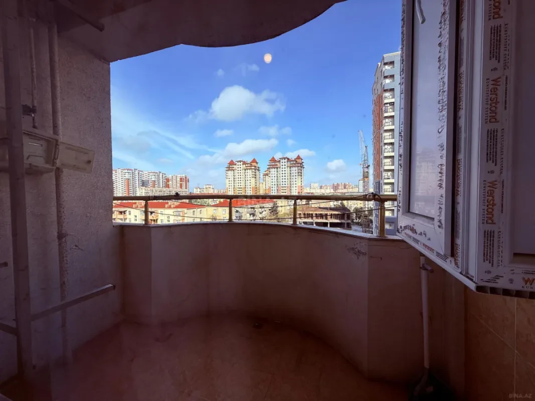 Satılır 2 otaqlı mənzil 73 m²