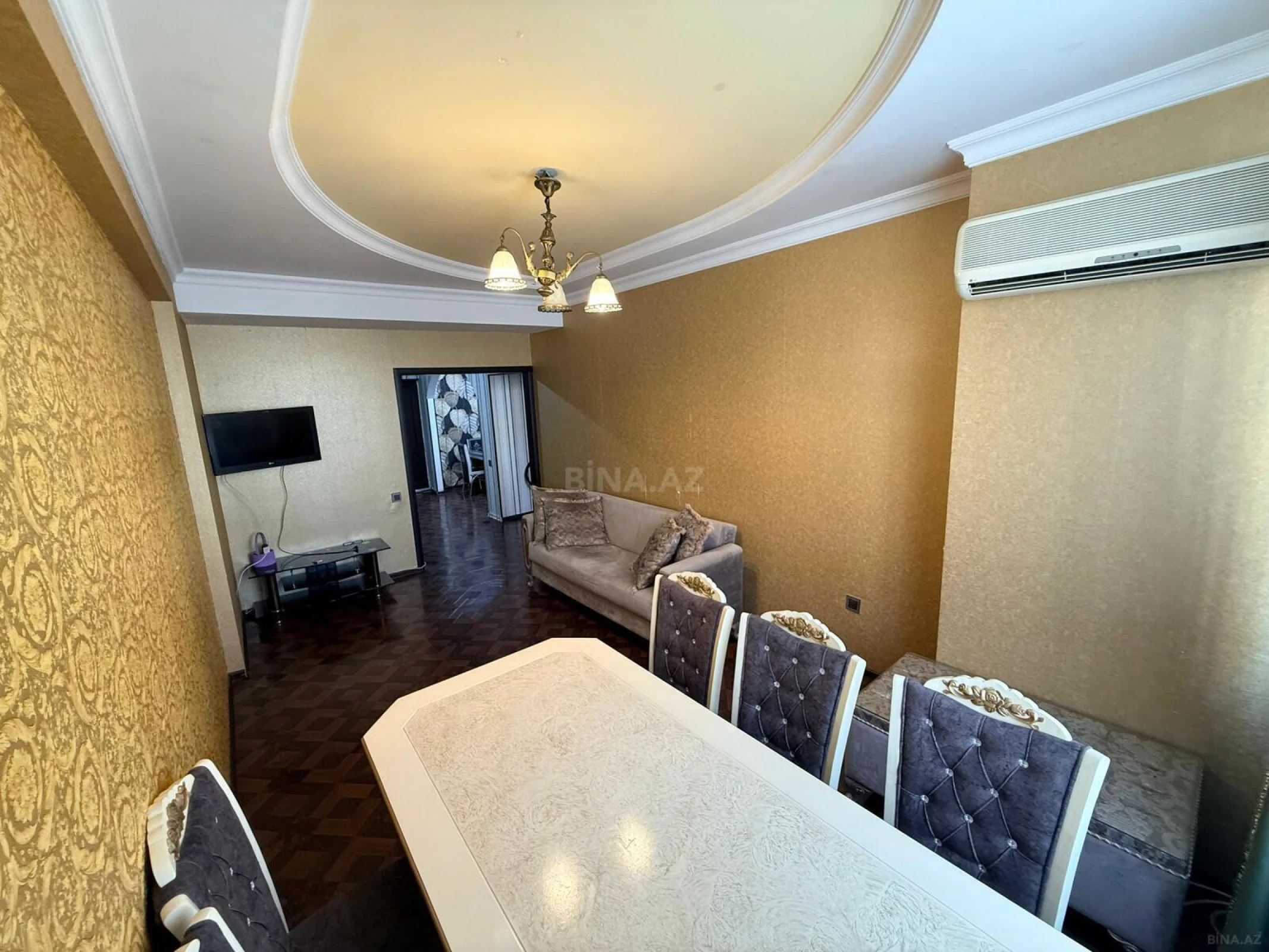 Satılır 2 otaqlı mənzil 73 m²