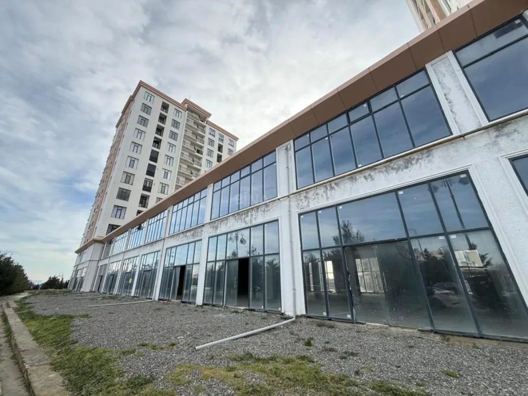 Satılır obyekt 116 m²