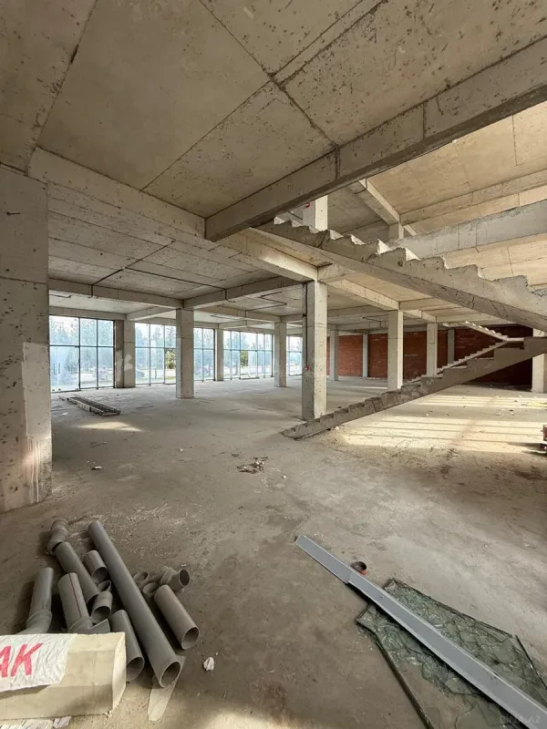 Satılır obyekt 116 m²