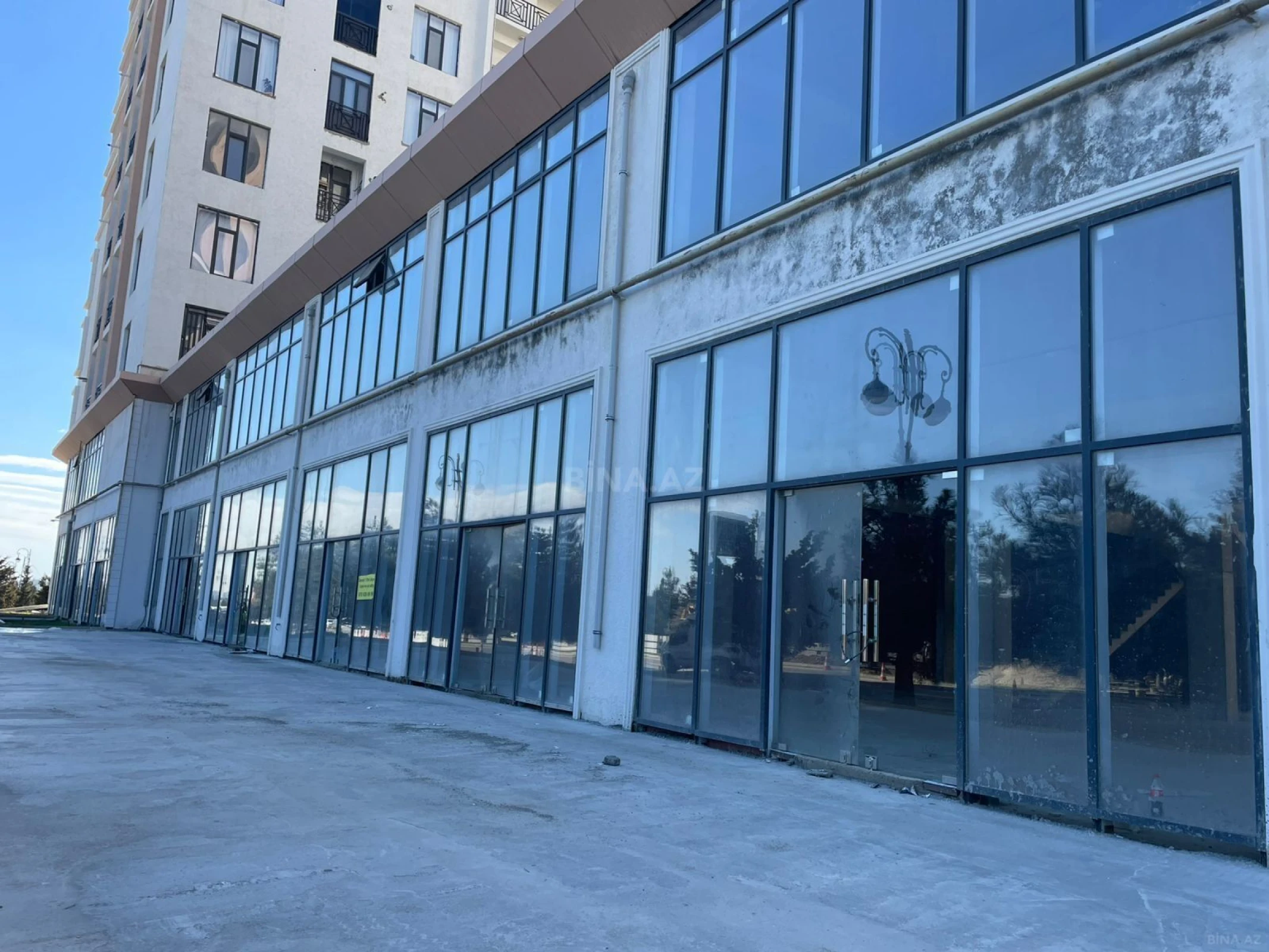 Satılır obyekt 116 m²