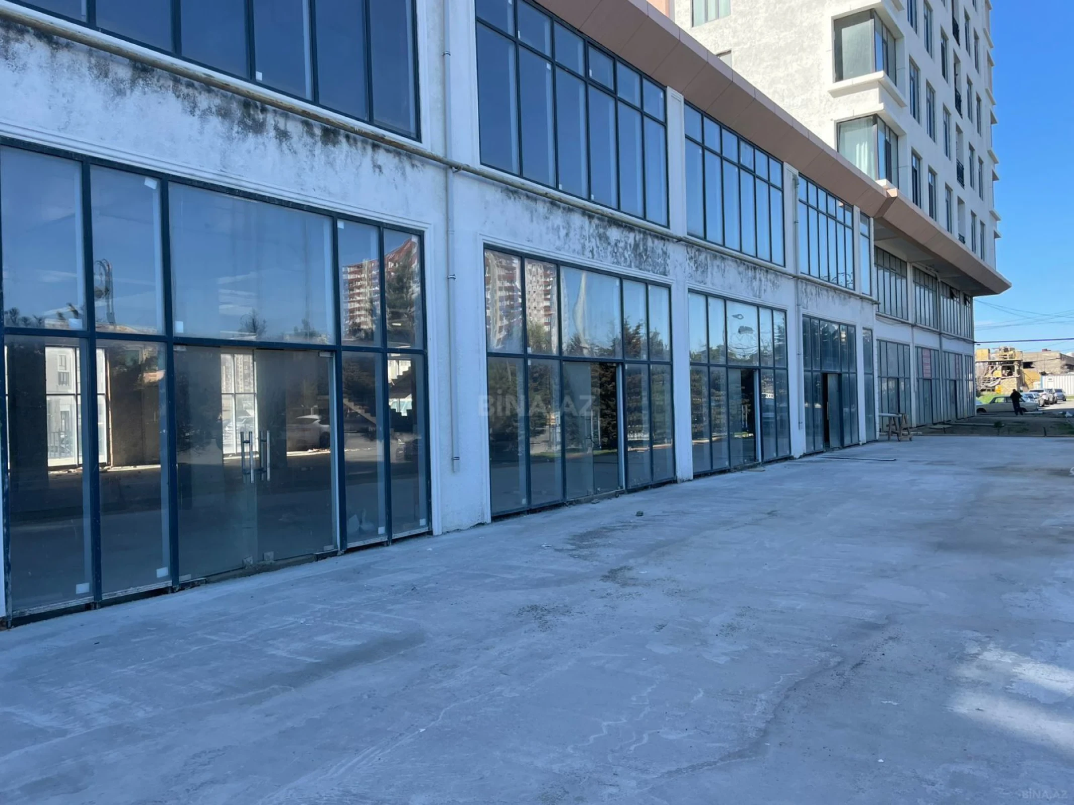 Satılır obyekt 116 m²