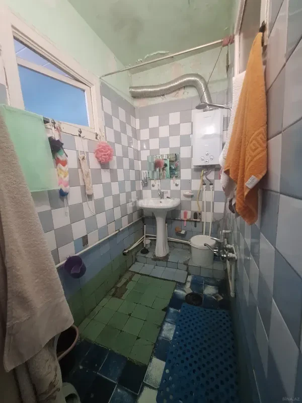 Satılır 2 otaqlı mənzil 65 m²