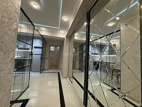 Satılır 3 otaqlı mənzil 74 m²