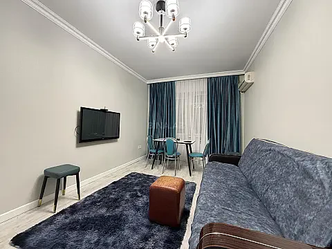 Kirayə verilir 2 otaqlı mənzil 65 m² — Bakı 2 otaq 65.00 m²