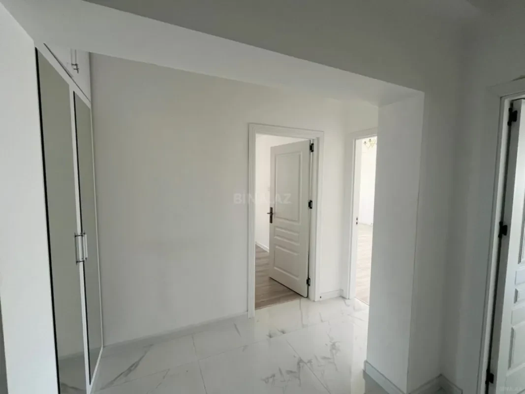 Satılır 3 otaqlı mənzil 102 m²