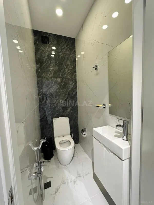 Satılır 3 otaqlı mənzil 102 m²