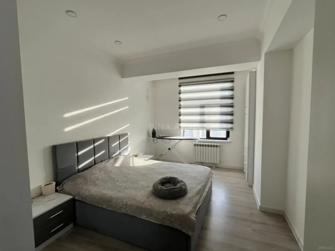 Satılır 3 otaqlı mənzil 102 m²