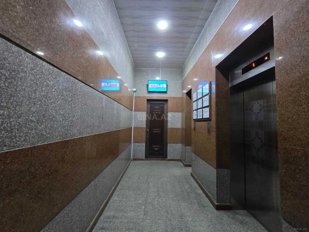 Satılır 2 otaqlı mənzil 122 m²