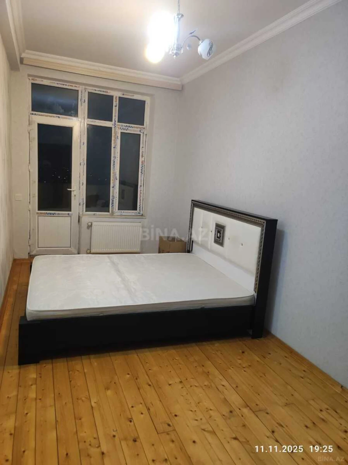 Kirayə verilir 3 otaqlı mənzil 140 m²