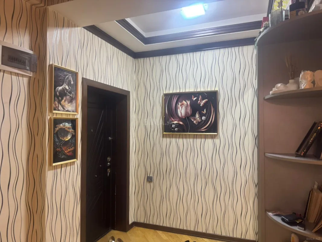 Satılır 2 otaqlı mənzil 80 m²