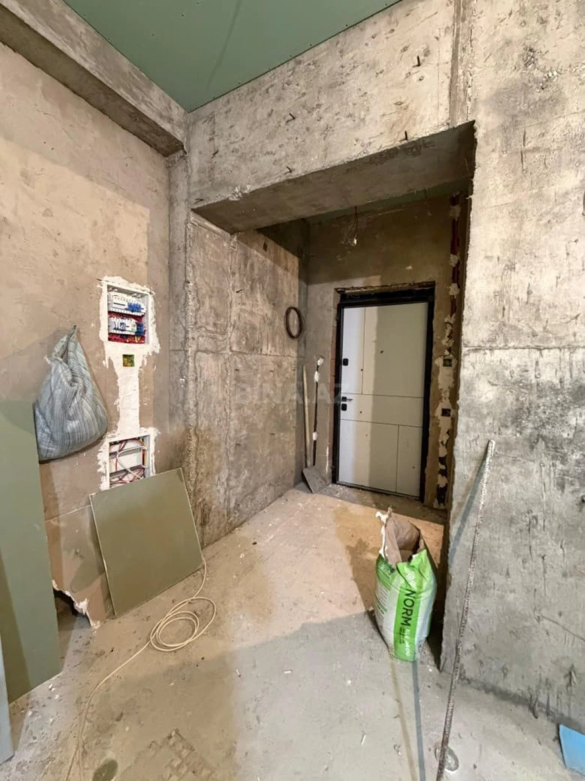 Satılır 2 otaqlı mənzil 55 m²