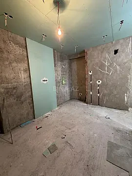 Satılır 2 otaqlı mənzil 55 m²