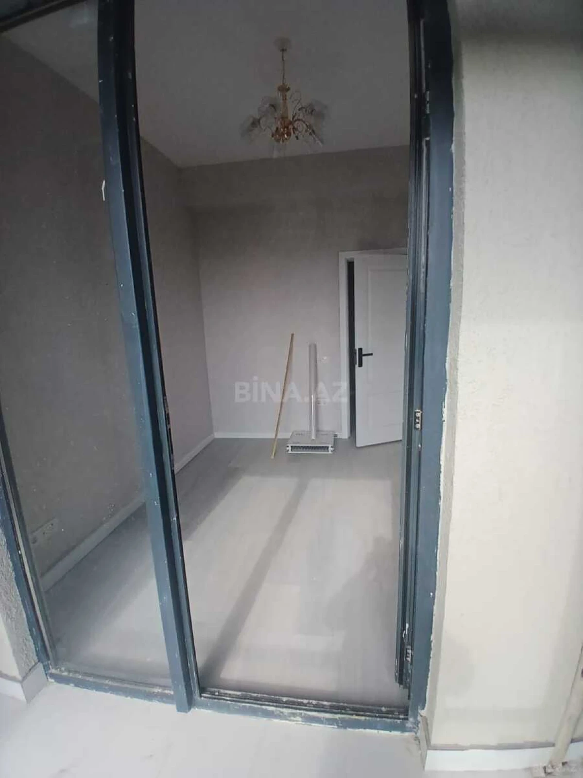 Satılır 3 otaqlı mənzil 72 m²