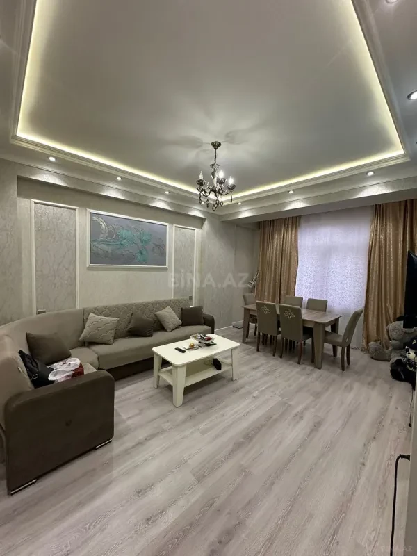 Kirayə verilir 2 otaqlı mənzil 70 m²