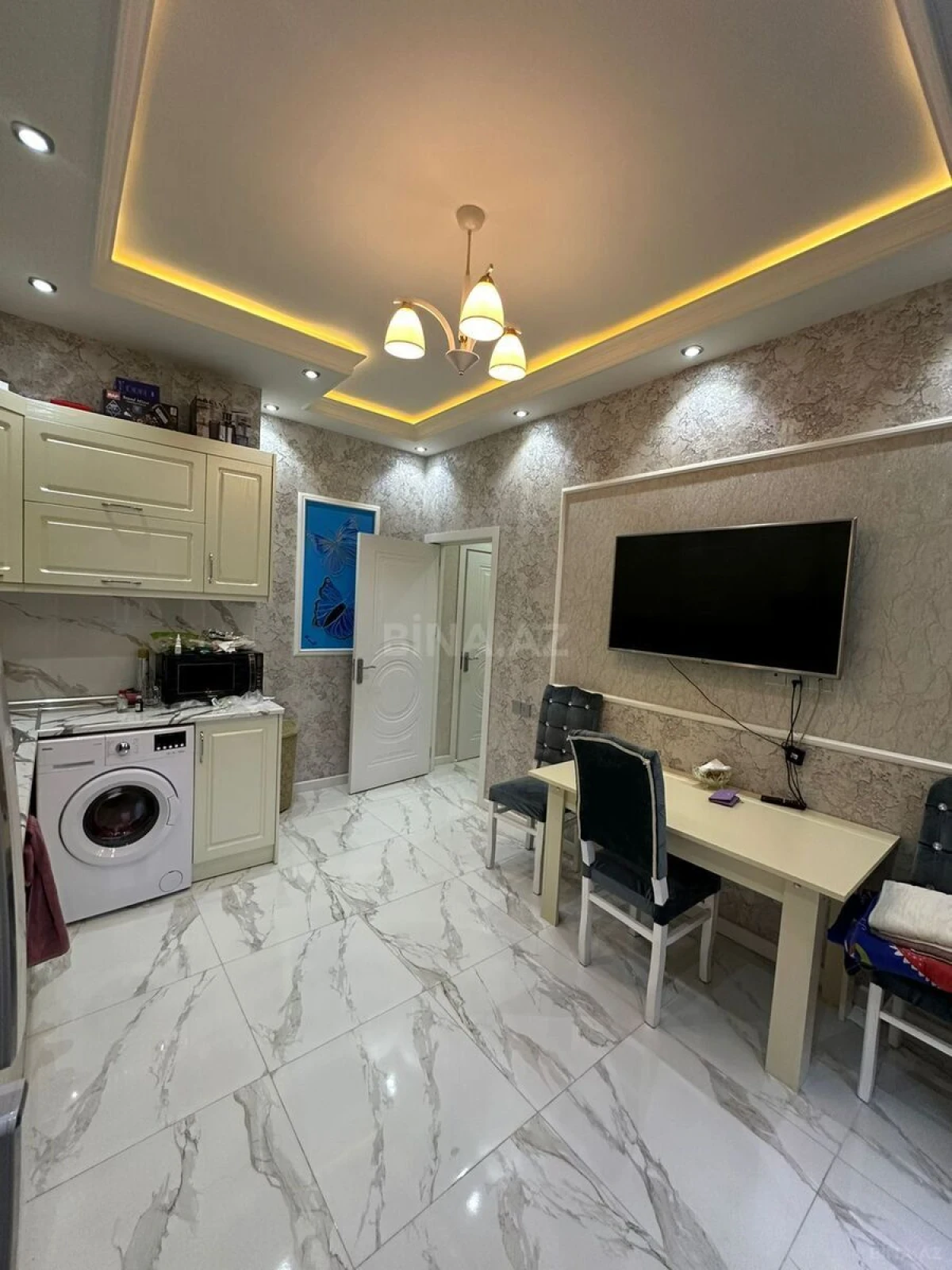 Kirayə verilir 2 otaqlı mənzil 70 m²