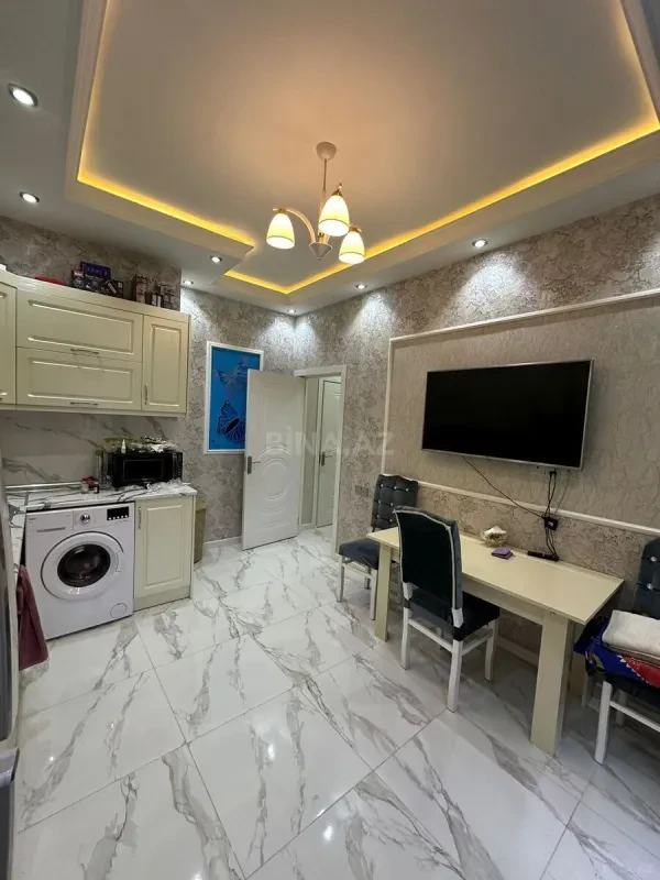 Kirayə verilir 2 otaqlı mənzil 70 m²