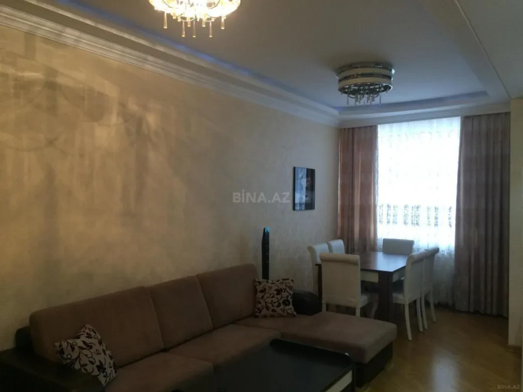 Kirayə verilir 2 otaqlı mənzil 88 m²