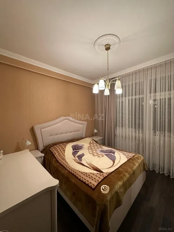 Satılır 2 otaqlı mənzil 65 m²
