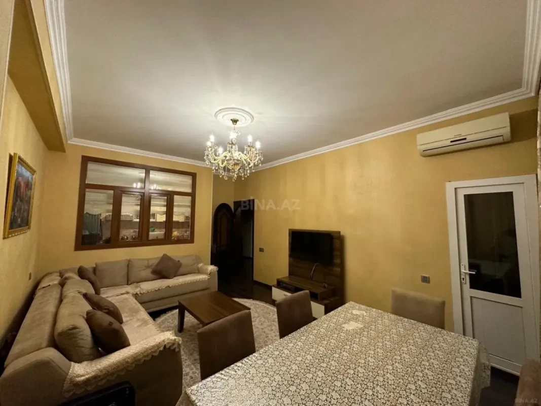 Satılır 2 otaqlı mənzil 65 m²
