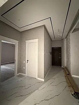 Satılır 4 otaqlı mənzil 190 m²