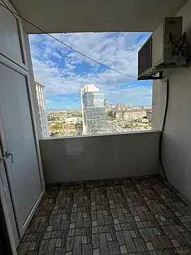 Satılır 2 otaqlı mənzil 66 m²